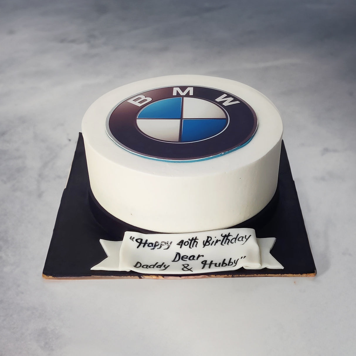 BMW logo cake