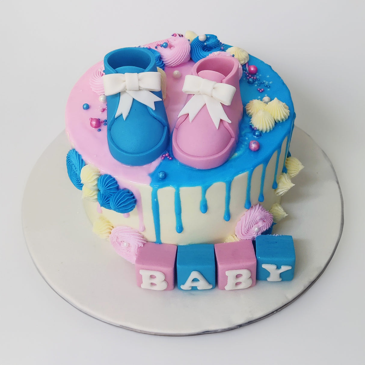 Cute baby booties cake