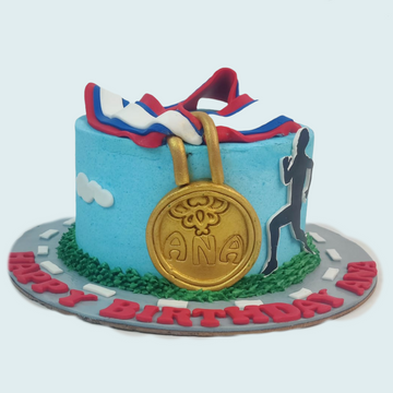 Gold Medal Cake | Small Cake for a clients daughter's B-day.… | Flickr