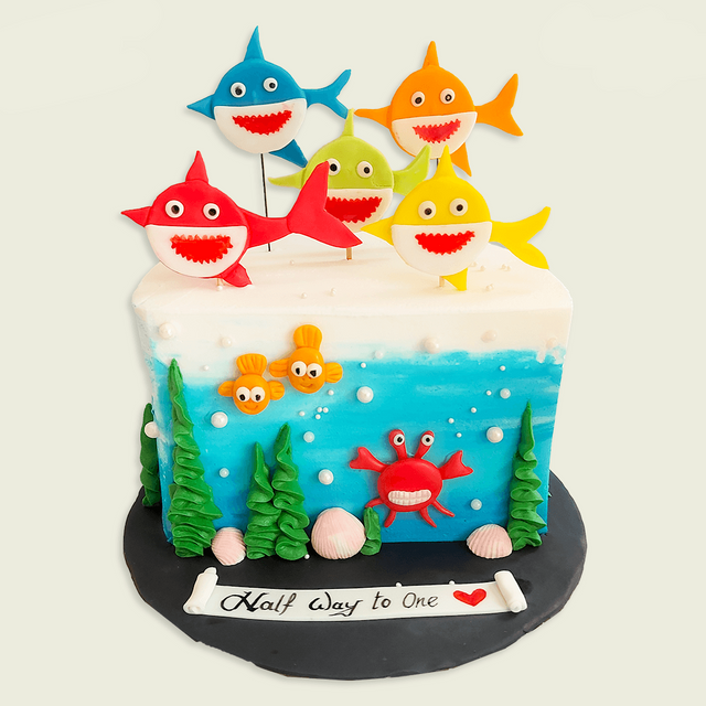 Baby Shark Half cake - Crave