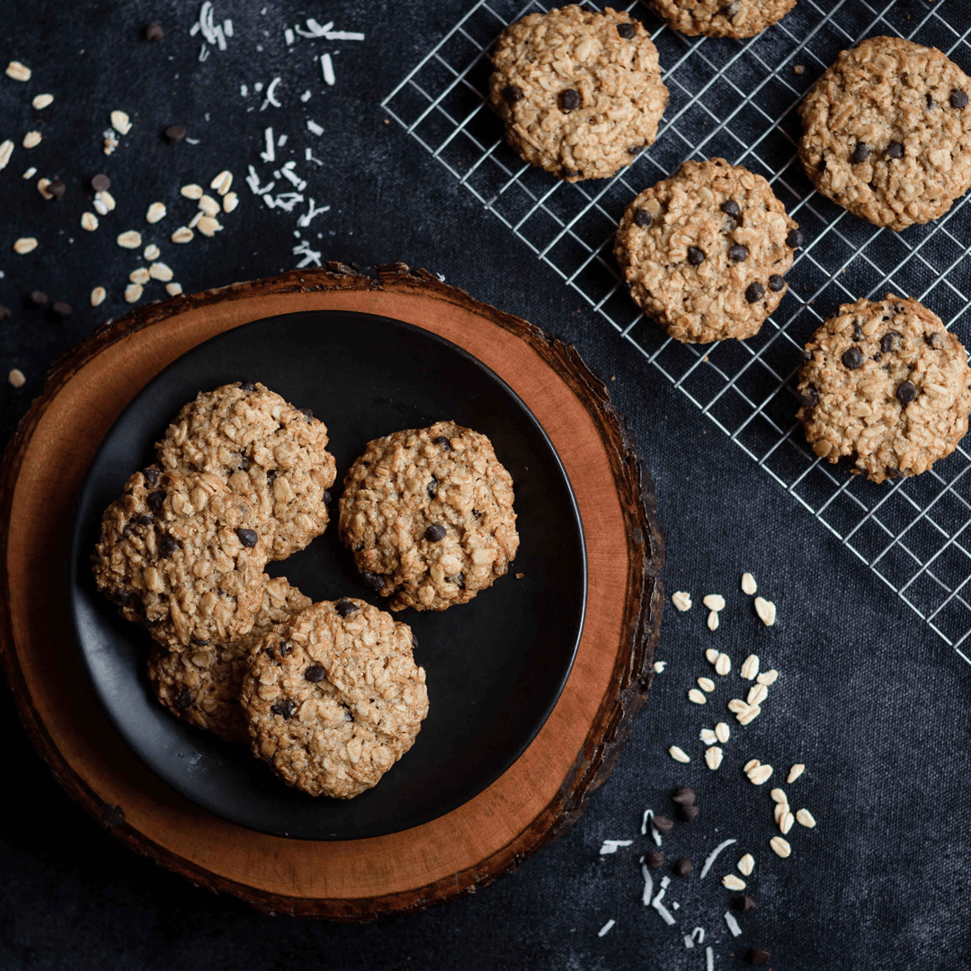 Oatmeal Chocolate Chip Cookie w/ Organic Jaggery (box of 10) - Crave