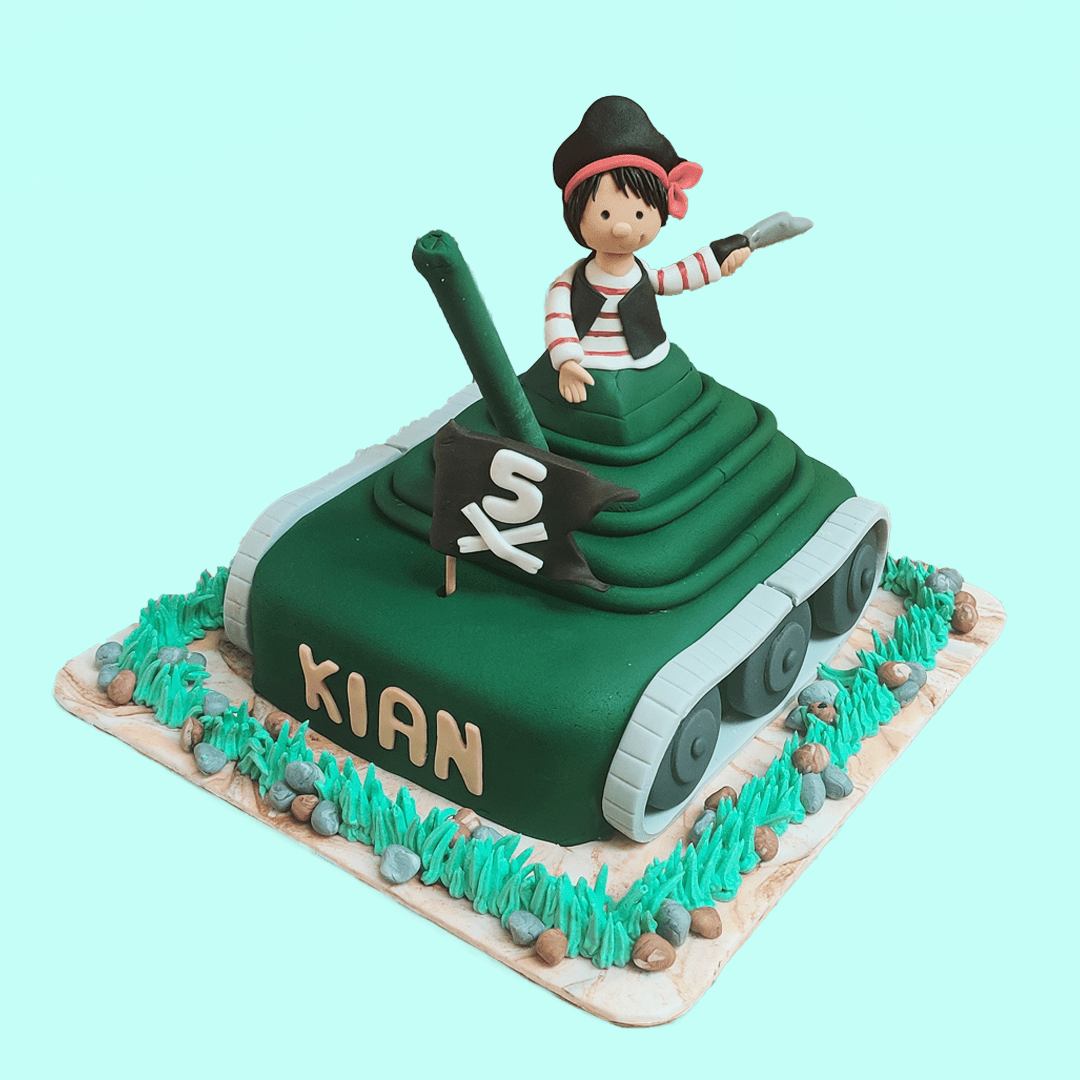 Army tank cake